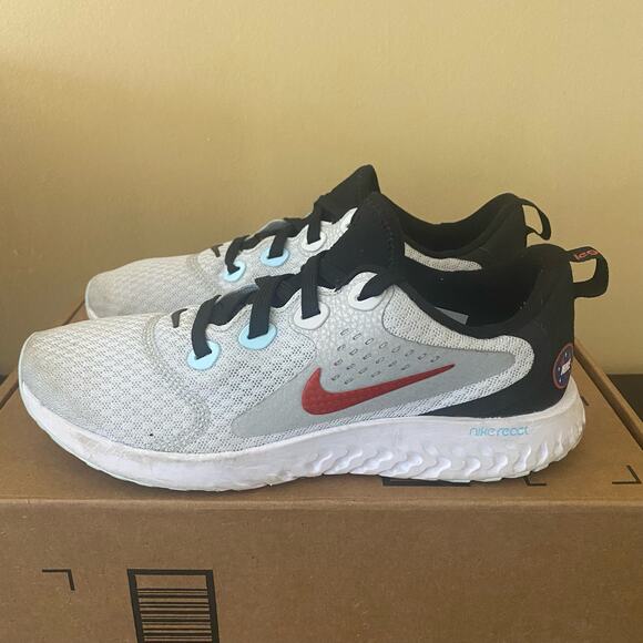 Nike Legend React SD GS Pure Platinum Runing Shoes - Picture 1 of 7